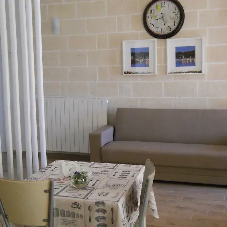 La Creta Bed & Breakfast 3*