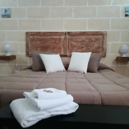La Creta Bed & Breakfast 3*