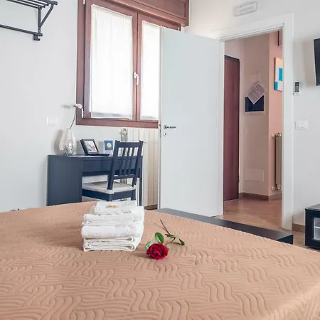 فندق مبيت وإفطار La Creta 3*