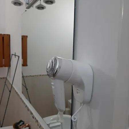 فندق مبيت وإفطار La Creta 3*